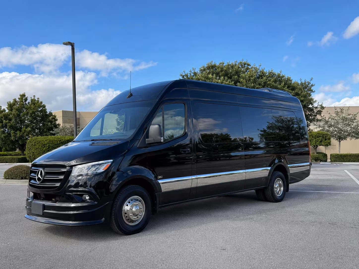 Maitland Airport Shuttle & Transportation party bus exterior